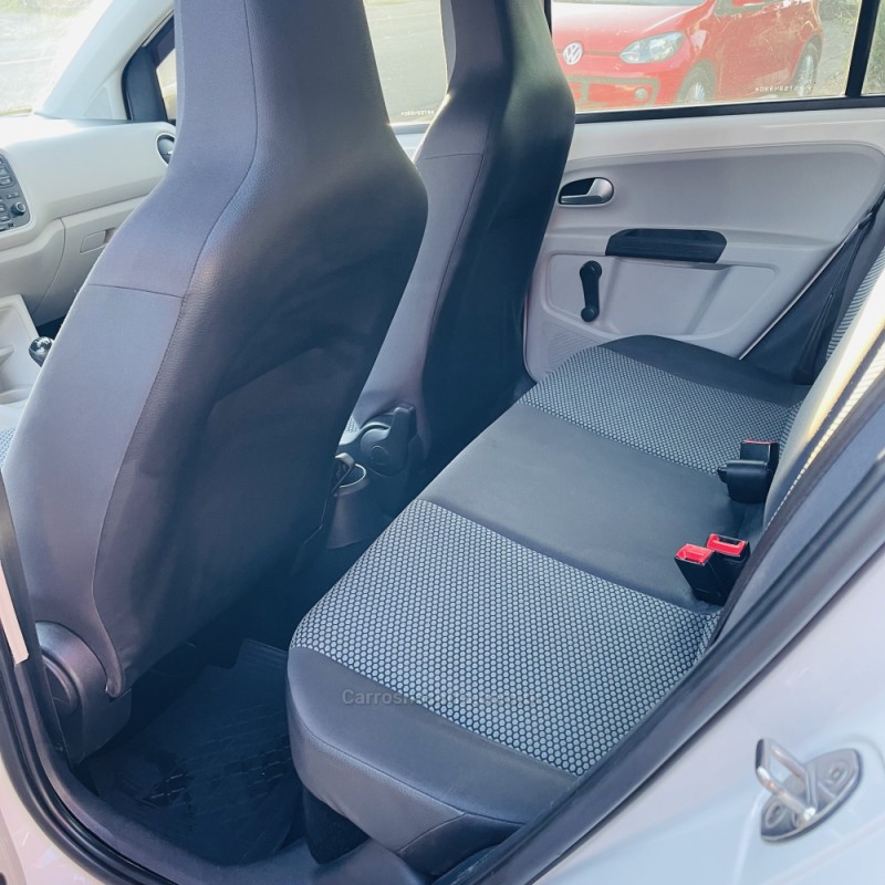 UP 1.0 TSI RBW 12V FLEX 4P MANUAL - 2016 - NOVO HAMBURGO