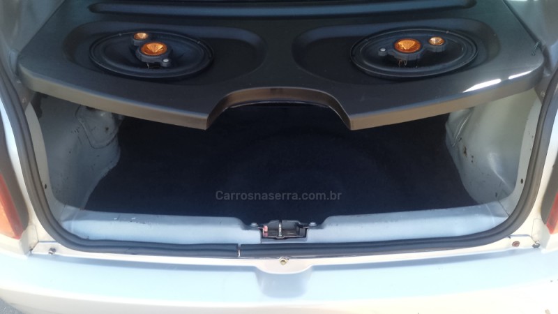 CELTA 1.0 MPFI 8V GASOLINA 2P MANUAL - 2001 - ESTRELA