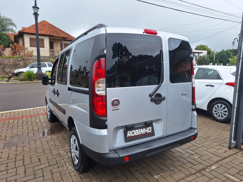 DOBLÓ 1.8 MPI ESSENCE 16V FLEX 7P MANUAL - 2014 - CAMBARá DO SUL