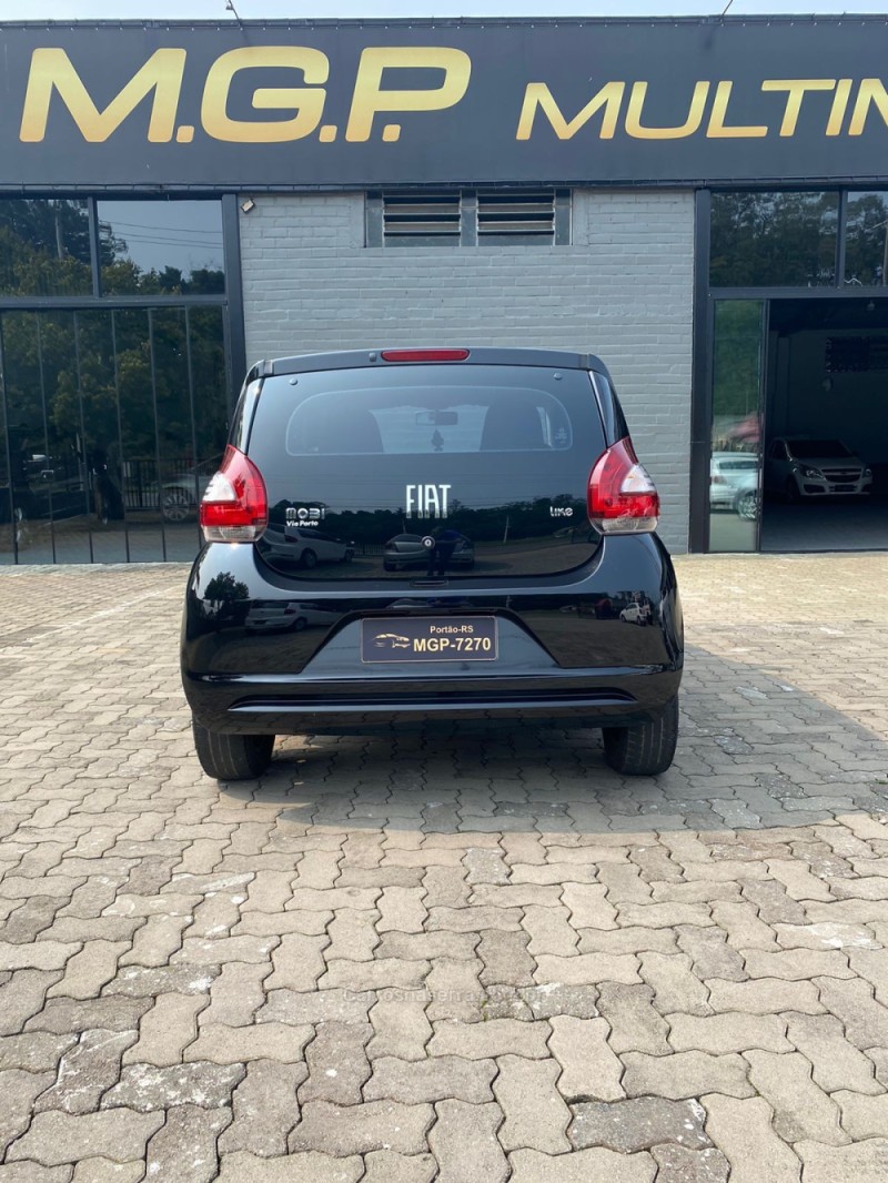 MOBI 1.0 8V EVO FLEX LIKE. MANUAL - 2018 - PORTãO