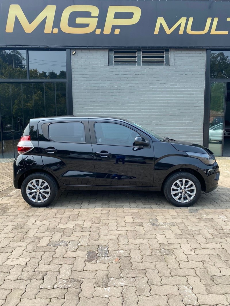 MOBI 1.0 8V EVO FLEX LIKE. MANUAL - 2018 - PORTãO