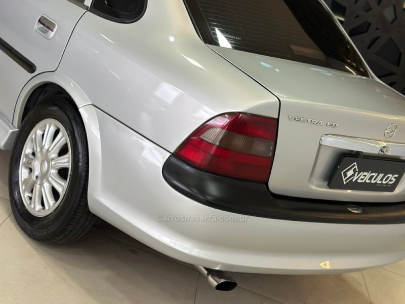 VECTRA 2.2 MPFI CD 16V GASOLINA 4P MANUAL - 1999 - ENCANTADO