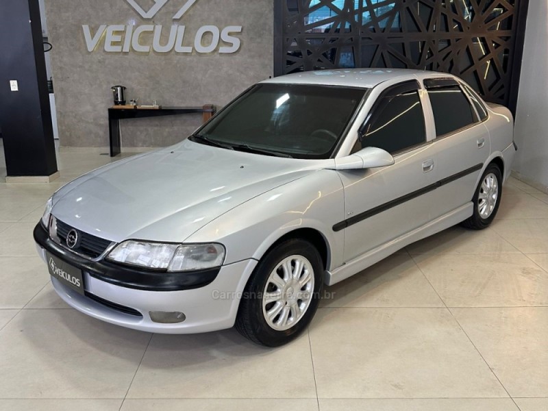 VECTRA 2.2 MPFI CD 16V GASOLINA 4P MANUAL - 1999 - ENCANTADO