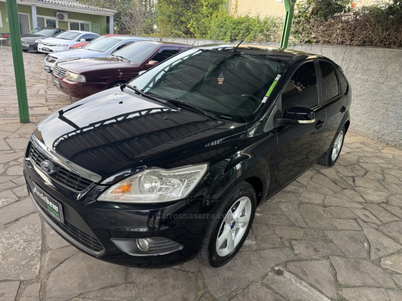 FOCUS 2.0 GLX 16V FLEX 4P MANUAL - 2012 - CAXIAS DO SUL