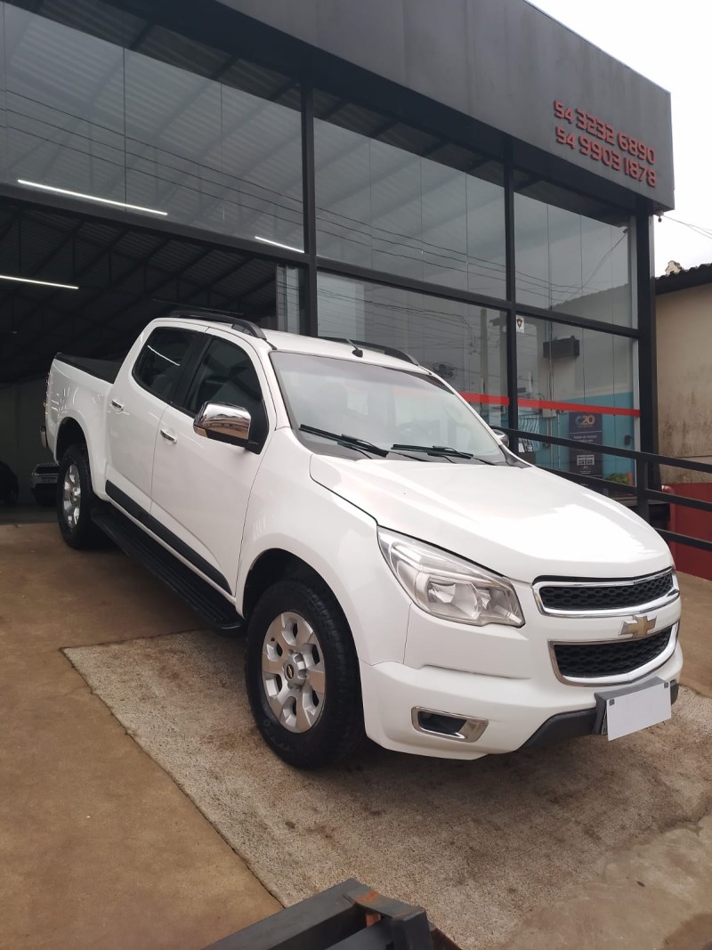S10 2.4 LTZ 4X2 CD 8V FLEX 4P MANUAL - 2013 - VACARIA