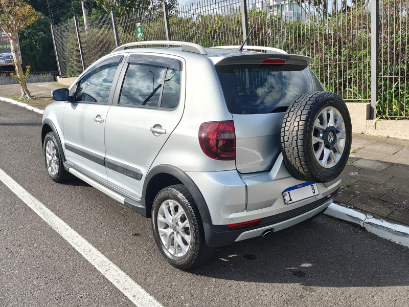 CROSSFOX 1.6 MI FLEX 8V 4P AUTOMATIZADO - 2013 - FARROUPILHA