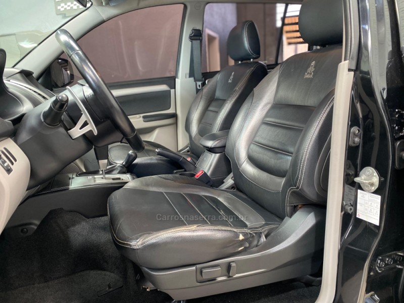 PAJERO DAKAR 3.2 HPE 4X4 7 LUGARES 16V TURBO INTERCOOLER DIESEL 4P AUTOMÁTICO - 2015 - VACARIA