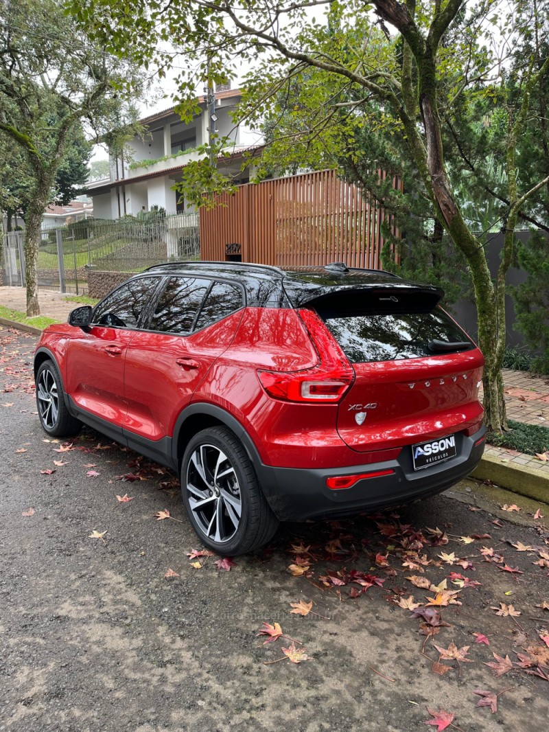 XC 40 1.5 T5 HÍBRIDO R-DESIGN FWD - 2021 - ERECHIM