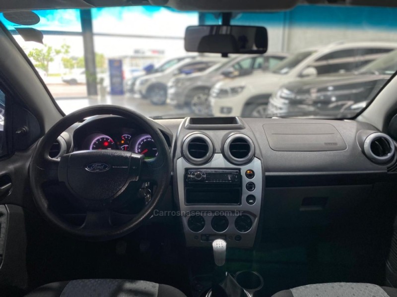 FIESTA 1.6 MPI HATCH 8V FLEX 4P MANUAL - 2014 - VACARIA
