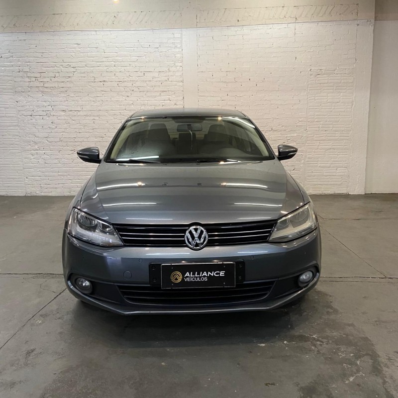 JETTA 2.0 COMFORTLINE FLEX 4P MANUAL - 2012 - CAXIAS DO SUL