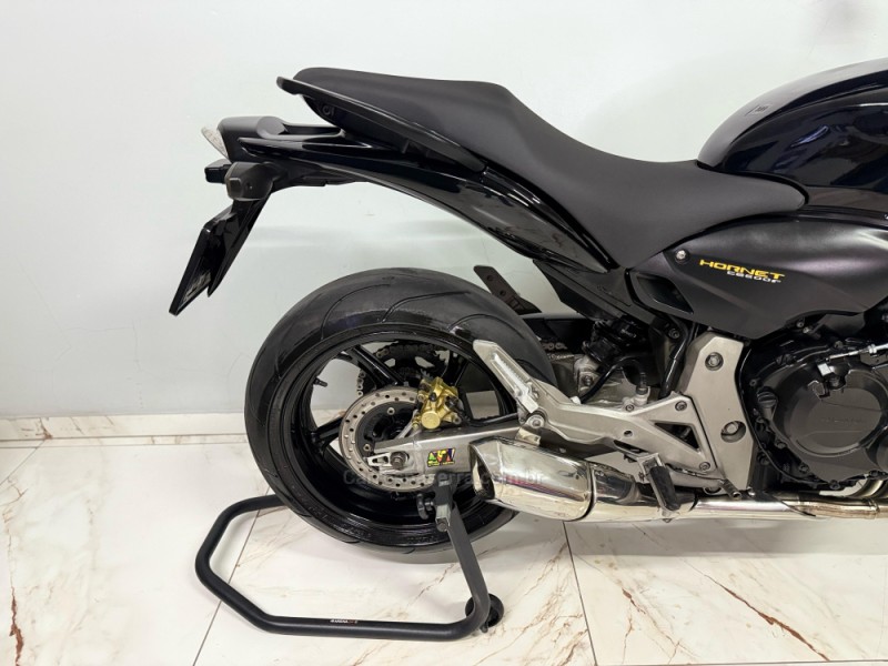 CB 600F HORNET - 2010 - SAPIRANGA