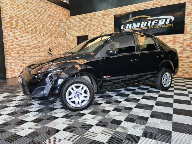 FIESTA 1.6 MPI SEDAN 8V FLEX 4P MANUAL - 2011 - FARROUPILHA