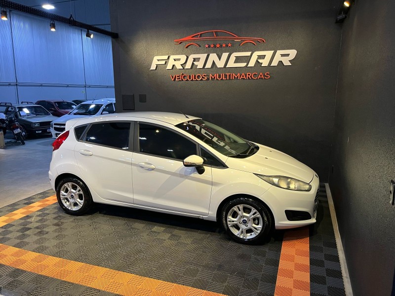 FIESTA 1.6 SEL HATCH 16V FLEX 4P MANUAL - 2017 - ANTôNIO PRADO
