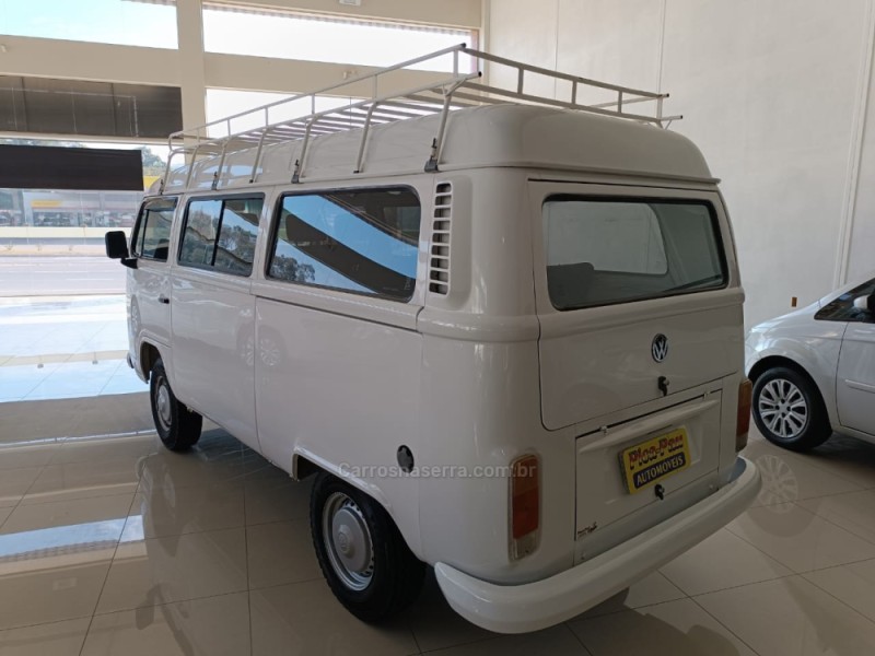 KOMBI 1.4 MI STD 8V FLEX 4P MANUAL - 2009 - NOVA PETRóPOLIS