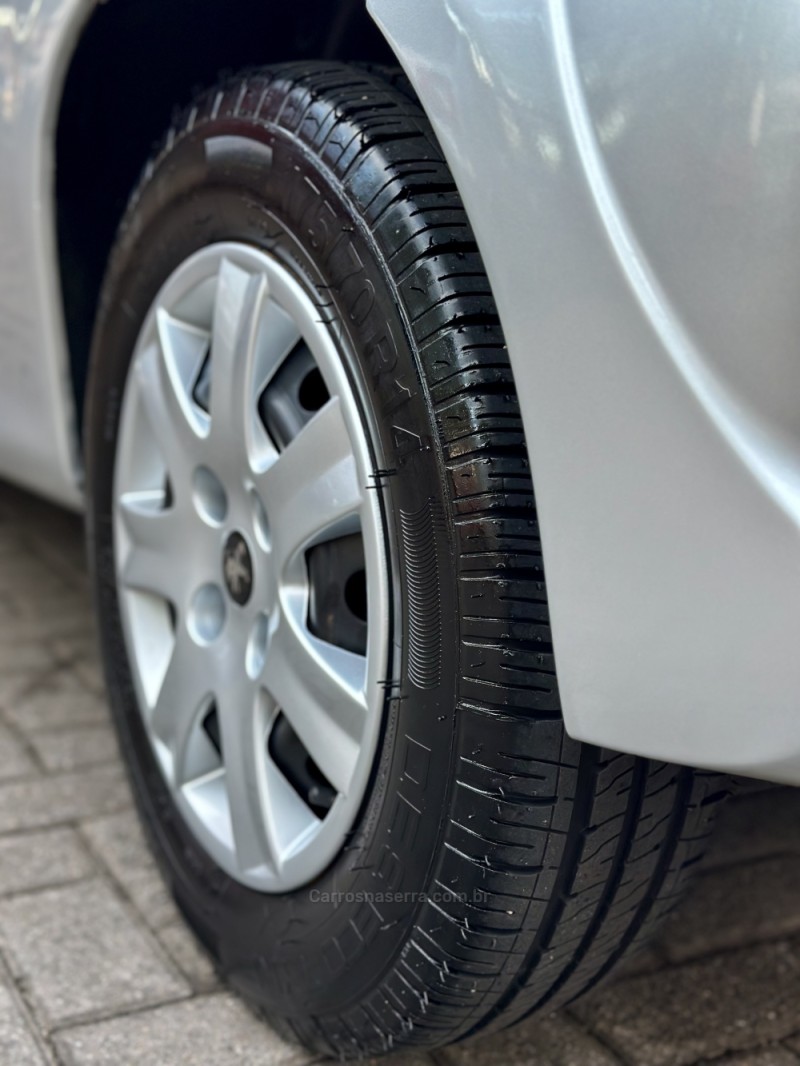207 1.4 XR 8V FLEX 2P MANUAL - 2012 - ESTâNCIA VELHA