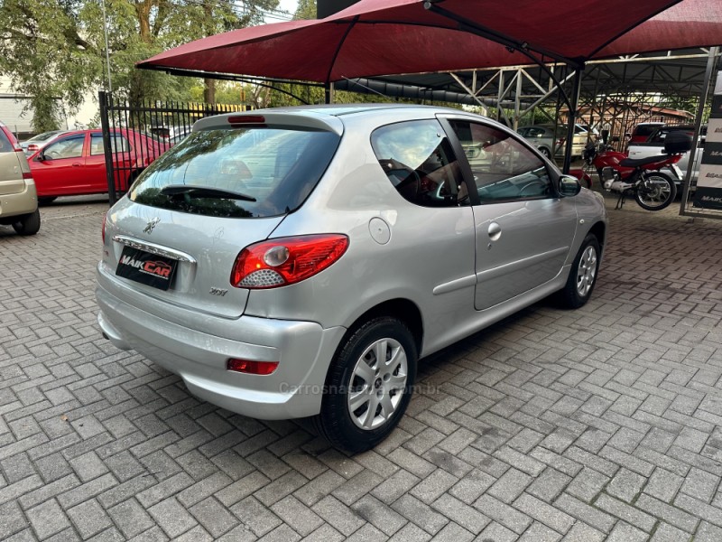 207 1.4 XR 8V FLEX 2P MANUAL - 2012 - ESTâNCIA VELHA