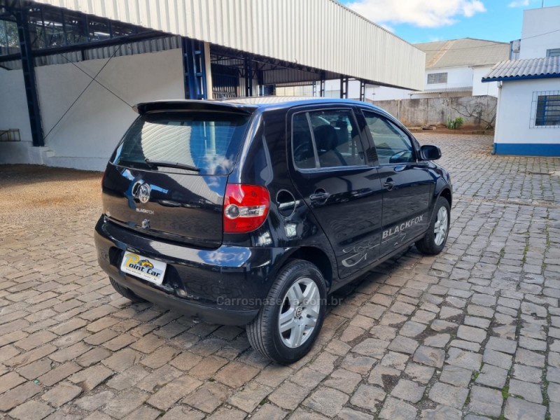 FOX 1.0 MI BLACKFOX 8V FLEX 4P MANUAL - 2010 - VACARIA