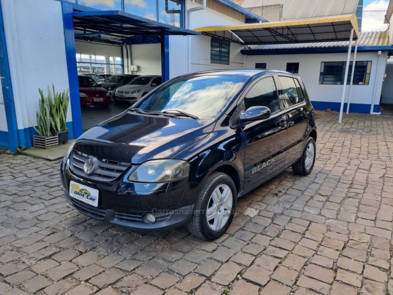 FOX 1.0 MI BLACKFOX 8V FLEX 4P MANUAL - 2010 - VACARIA