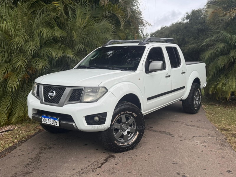 FRONTIER 2.5 SEL 4X4 CD TURBO ELETRONIC DIESEL 4P MANUAL - 2014 - FELIZ