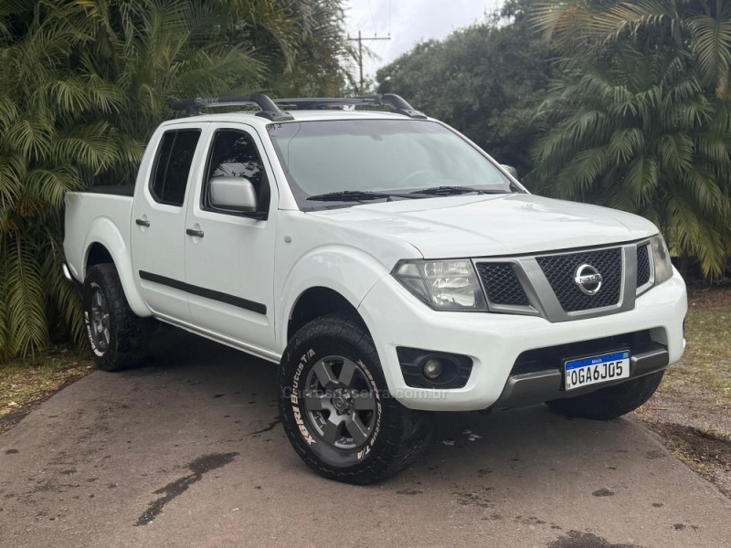 FRONTIER 2.5 SEL 4X4 CD TURBO ELETRONIC DIESEL 4P MANUAL - 2014 - FELIZ
