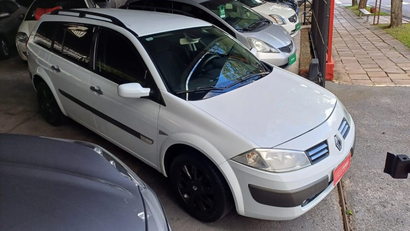 MÉGANE 1.6 EXPRESSION GRAND TOUR 16V FLEX 4P MANUAL - 2012 - CAXIAS DO SUL