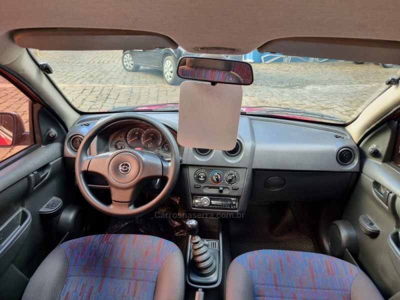 CELTA 1.0 MPFI SPIRIT 8V FLEX 4P MANUAL - 2011 - VACARIA