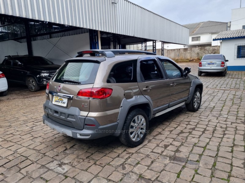 PALIO 1.8 MPI ADVENTURE WEEKEND 16V FLEX 4P MANUAL - 2016 - VACARIA