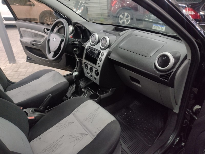 FIESTA 1.6 MPI CLASS HATCH 8V FLEX 4P MANUAL - 2010 - CAXIAS DO SUL