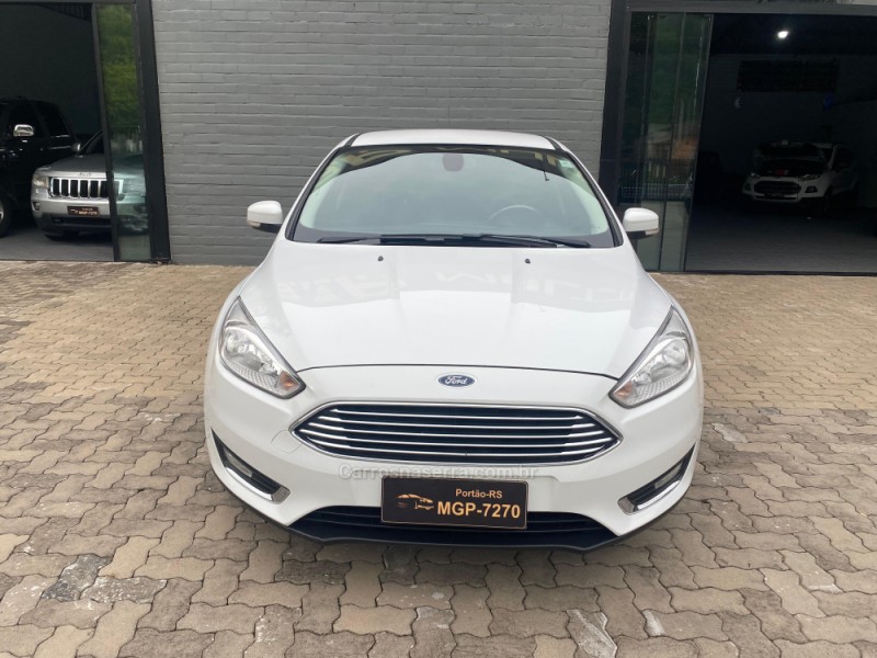 FOCUS 2.0 TITANIUM 16V FLEX 4P AUTOMÁTICO - 2016 - PORTãO
