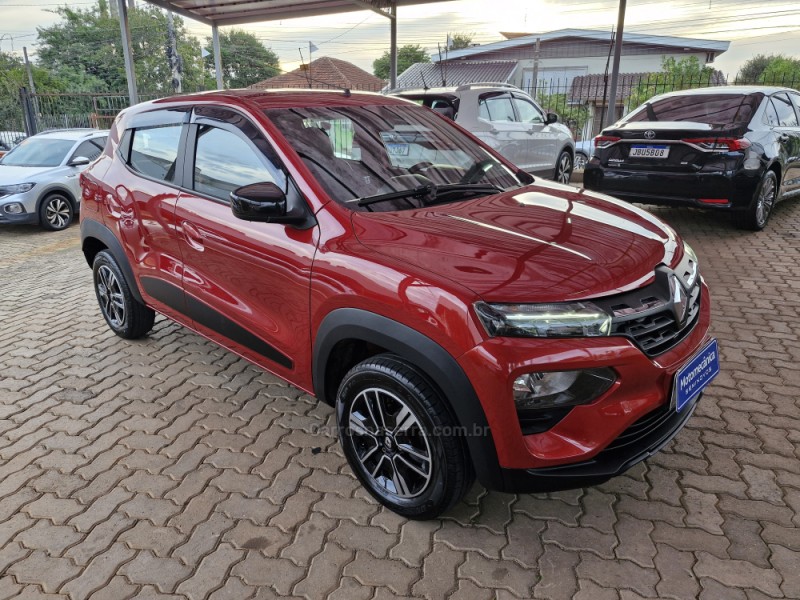 KWID 1.0 12V SCE FLEX INTENSE MANUAL - 2023 - LAJEADO