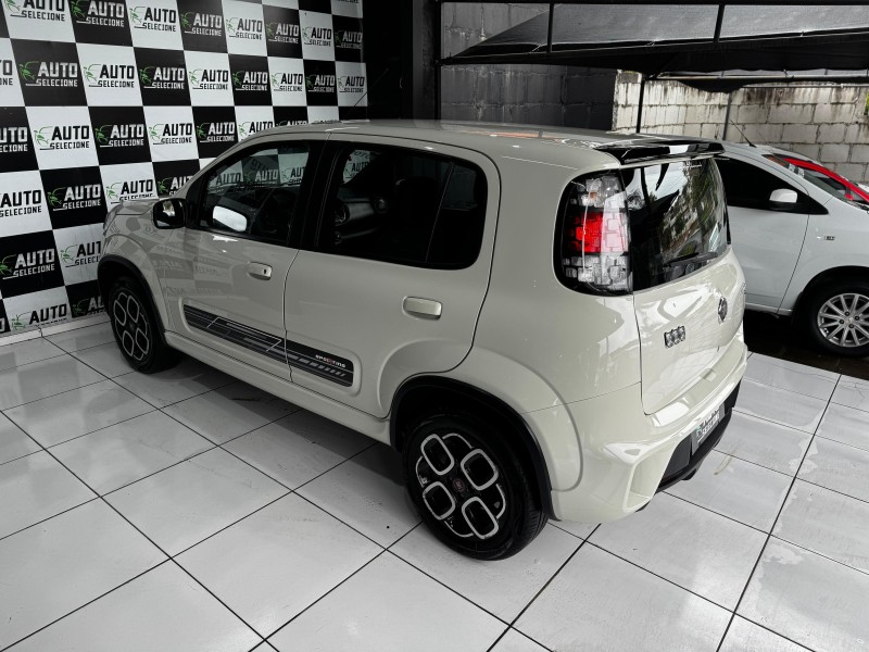 UNO 1.4 EVO SPORTING 8V FLEX 4P AUTOMATIZADO - 2015 - CAXIAS DO SUL
