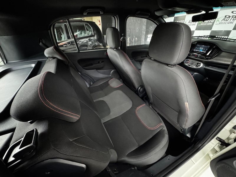 UNO 1.4 EVO SPORTING 8V FLEX 4P AUTOMATIZADO - 2015 - CAXIAS DO SUL
