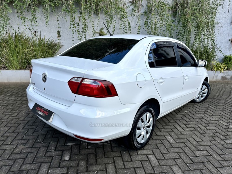 VOYAGE 1.0 I TREND 16V FLEX 4P MANUAL - 2013 - SAPIRANGA