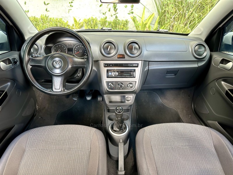 VOYAGE 1.0 I TREND 16V FLEX 4P MANUAL - 2013 - SAPIRANGA