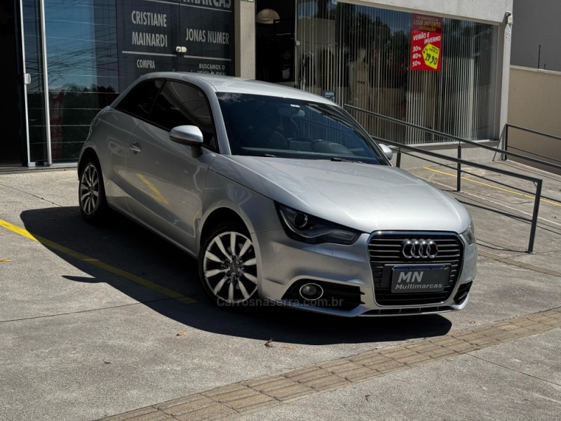 A1 1.4 TFSI ATTRACTION 16V 122CV GASOLINA 2P AUTOMÁTICO - 2011 - BENTO GONçALVES