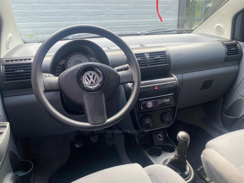 SPACEFOX 1.6 MI TREND 8V FLEX 4P MANUAL - 2008 - PORTãO