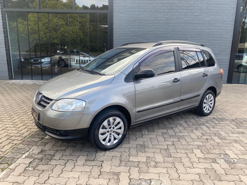 SPACEFOX 1.6 MI TREND 8V FLEX 4P MANUAL - 2008 - PORTãO