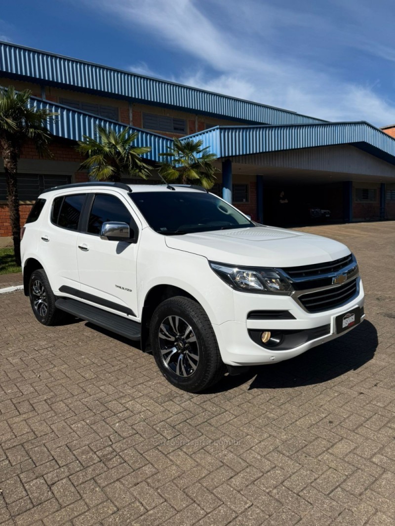 TRAILBLAZER 2.8 LTZ 4X4 16V TURBO DIESEL 4P AUTOMÁTICO - 2018 - BROCHIER