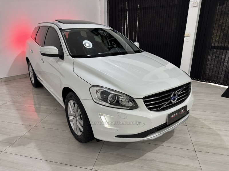 XC60 2.0 T5 MOMENTUM GASOLINA 4P AUTOMÁTICO - 2017 - CAXIAS DO SUL