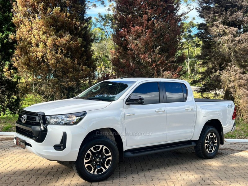 HILUX 2.8 SR 4X4 CD 16V DIESEL 4P AUTOMÁTICO - 2024 - CANELA