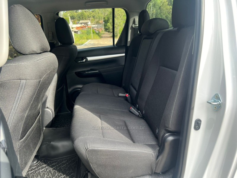 HILUX 2.8 SR 4X4 CD 16V DIESEL 4P AUTOMÁTICO - 2024 - CANELA