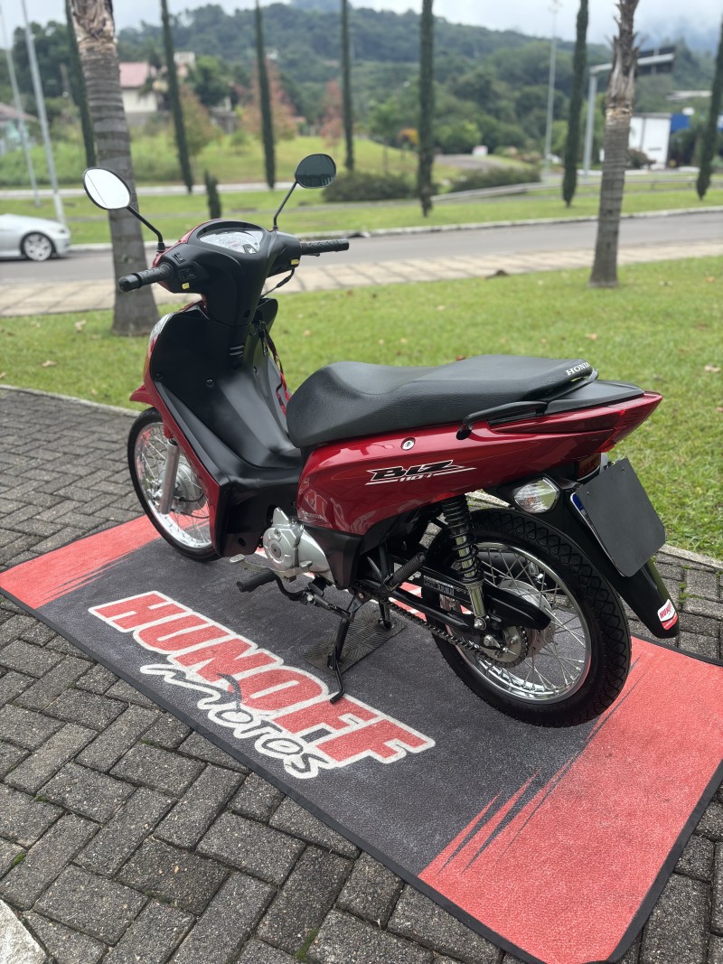 BIZ 110I  - 2017 - FELIZ