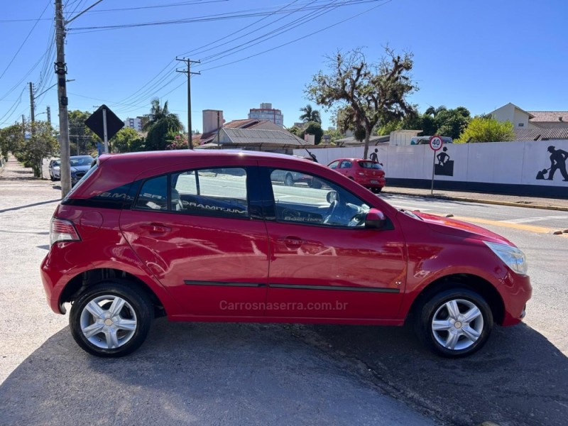 AGILE 1.4 MPFI LT 8V FLEX 4P MANUAL - 2010 - VENâNCIO AIRES