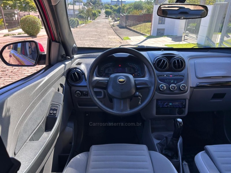 AGILE 1.4 MPFI LT 8V FLEX 4P MANUAL - 2010 - VENâNCIO AIRES