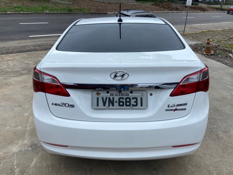 HB20S 1.6 COPA DO MUNDO 16V FLEX 4P MANUAL - 2015 - CAXIAS DO SUL