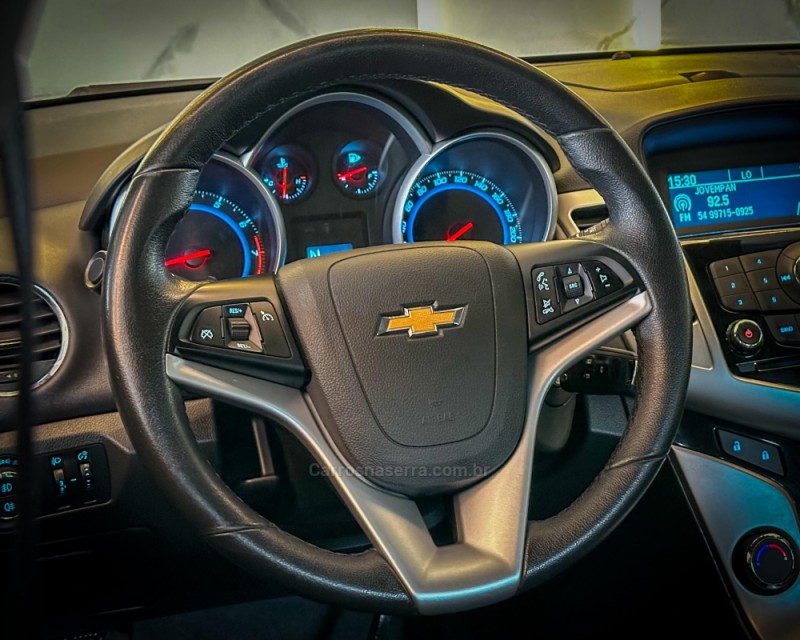 CRUZE 1.8 LT 16V FLEX 4P AUTOMÁTICO - 2015 - GARIBALDI