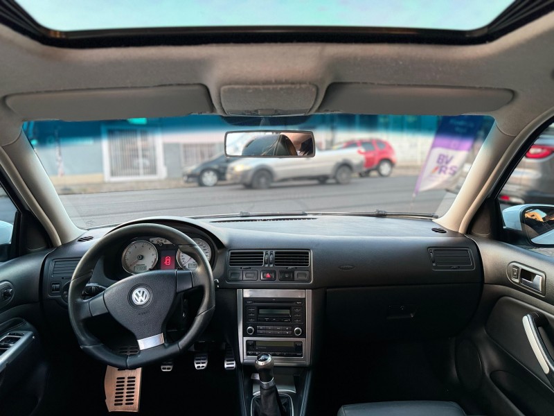 GOLF 1.6 MI SPORTLINE LIMITED EDITION 8V FLEX 4P MANUAL - 2012 - CAXIAS DO SUL