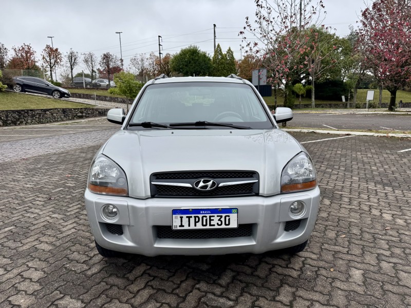 TUCSON 2.0 MPFI GLS 16V 143CV 2WD GASOLINA 4P AUTOMÁTICO - 2013 - CAXIAS DO SUL