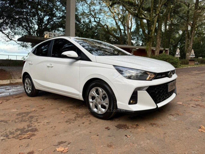 HB20 1.0 COMFORT 12V FLEX 4P MANUAL - 2023 - DOIS IRMãOS