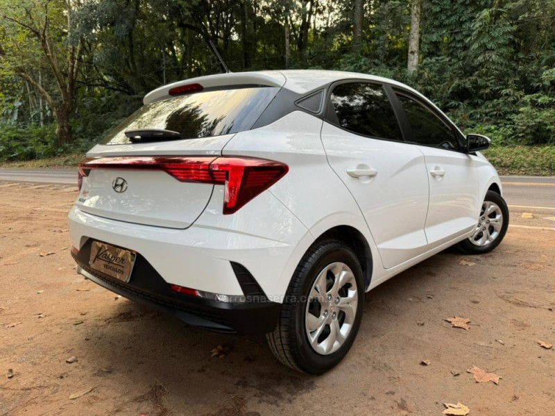 HB20 1.0 COMFORT 12V FLEX 4P MANUAL - 2023 - DOIS IRMãOS